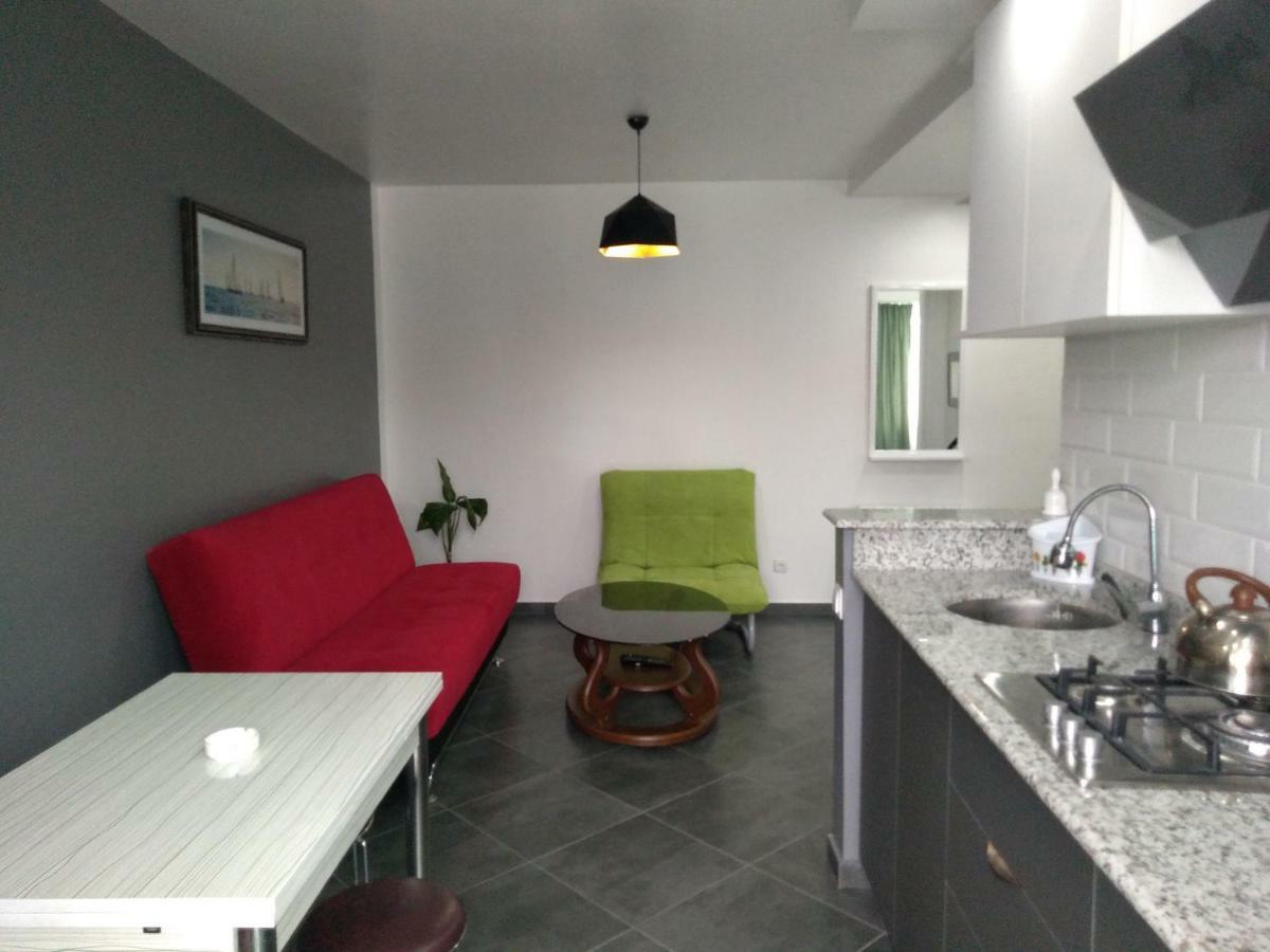 Apartment Eteri Μπατούμι Εξωτερικό φωτογραφία