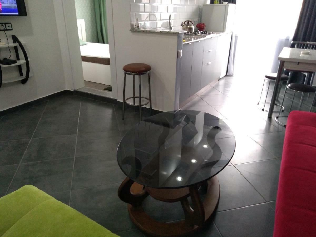 Apartment Eteri Μπατούμι Εξωτερικό φωτογραφία